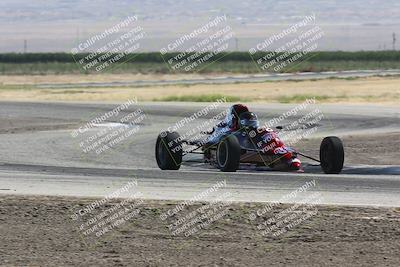 media/Jun-01-2024-CalClub SCCA (Sat) [[0aa0dc4a91]]/Group 4/Race/